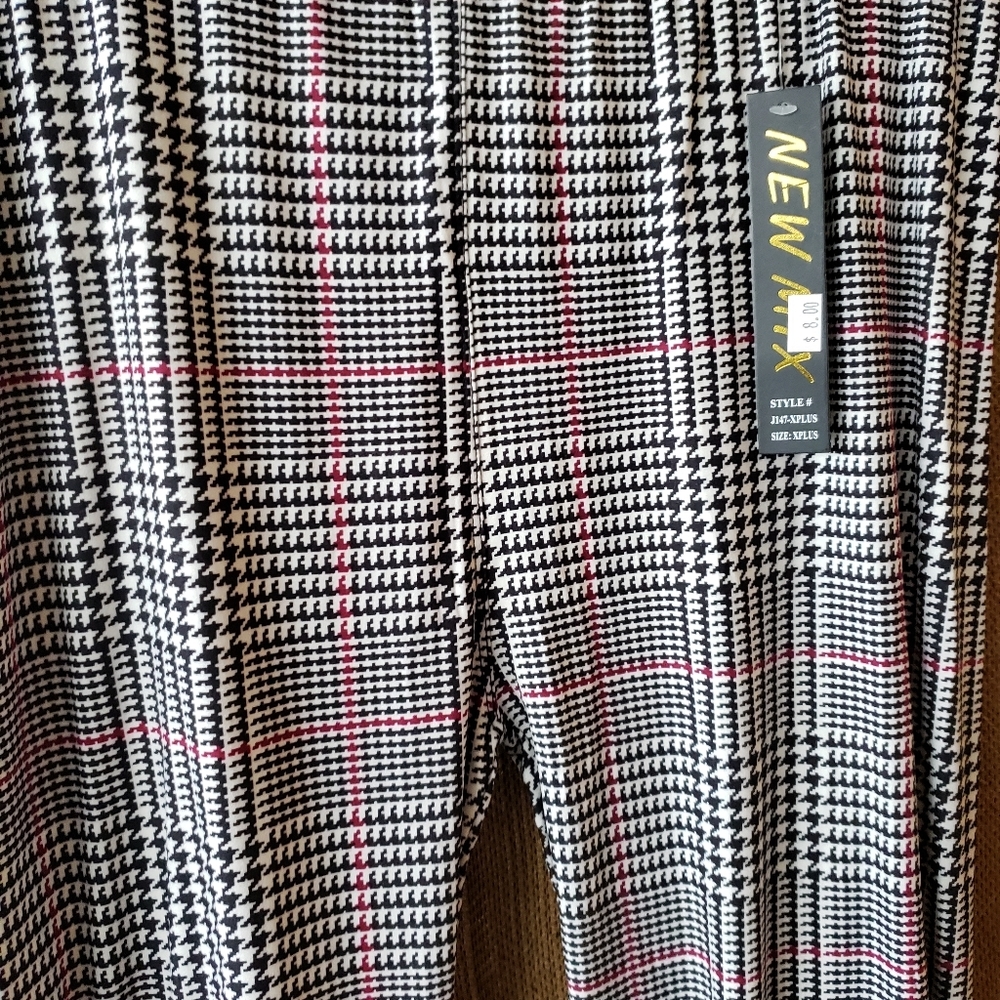 Leggings Xplus  black and white plaid